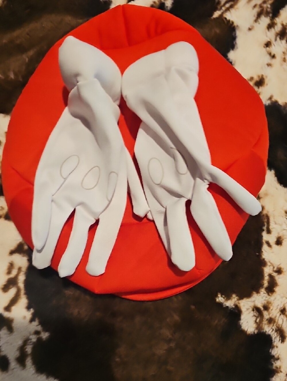 Nintendo Super Mario Costume - Picture 5 of 6